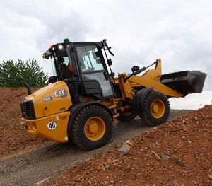 Cargadora de ruedas compacta CAT 908 NUEVA/USADA en venta en Francia - Product Image 4