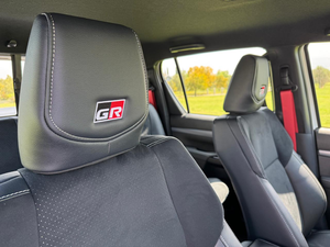 Camioneta Eléctrica 4x4 2025 2.8 GD6-Type Edición GRSport, Vehículo Eléctrico con Autonomía de 601-700 km NEDC, Motor de 50-100 kW y 100 Nm de Torque - Product Image 4