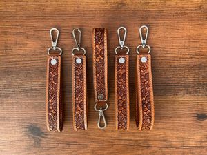 Porte-clés en cuir façonné, porte-clés en cuir western, bracelet porte-clés personnalisé, porte-clés de voiture pour cowgirl, bracelet porte-clés, porte-clés de poignet - Product Image 6