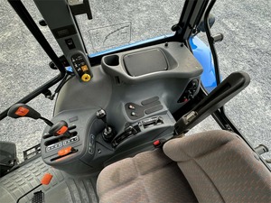 รถแทรกเตอร์ดีเซลล้อ4WD สวนใหม่2003 TS110รถแทรกเตอร์เครื่องยนต์50-110HP ส่วนประกอบ4หลักปั๊มเกียร์เครื่องยนต์ - Product Image 3