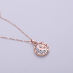 Pendentif Charme Lune et Étoile Tendance en Or Rose / Blanc / Jaune 18 carats – Bijou Tendance - Product Image 1