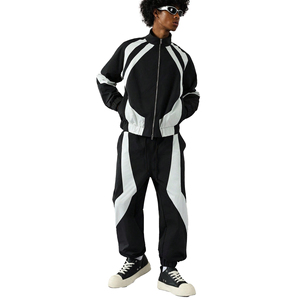 Conjunto Deportivo de Dos Piezas para Hombre, Talla Grande, Ligero, de Malla Elástica de Nailon, Cortavientos, Estilo Holgado, Ecológico, para Invierno 2025 - Product Image 2