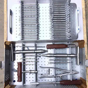 Kit chirurgical d'instruments orthopédiques pour l'extraction de vis cassées, instruments de fixation interne en acier inoxydable pour la colonne vertébrale - Product Image 1