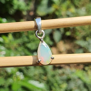 Colgantes de Plata de Ley 925 con Ópalo Etíope en Forma de Lágrima, Chapados en Oro, para Bodas, Venta al Por Mayor - Product Image 1