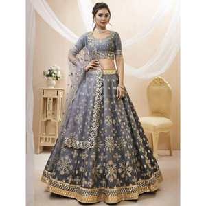 Maravilloso Lehenga Choli de Seda Artística Gris para Recepciones con Trabajo de Espejo, Vestidos de Noche para Mujer - Product Image 3