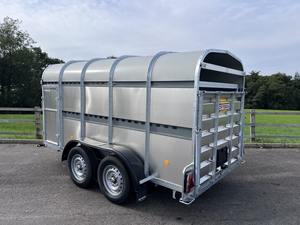 Nouvelle remorque en acier portable de qualité 14 pieds à double essieu, robuste, 800-1500 kg, transport de bétail, animaux de ferme, remorque pour bétail - Product Image 3