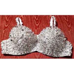 Haut de soutien-gorge perlé de luxe, conçu par un créateur, fait à la main, pour les soirées, les tenues de club et les costumes de danse pour les spectacles et les événements - Product Image 5