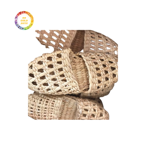 Pantuflas de paja tradicionales hechas de jacinto de agua-Diseño ético y respetuoso con el medio ambiente - Product Image 5