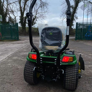 Cortacésped John Deere X950R, Tractores Cortacésped Diésel, Cortacéspedes Inalámbricos de 48V - Product Image 3