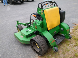 2021 Johnnn Deer 661R EFI Commercial Stand-On Lawn Mower 25HP EFI Engine 61 Inch <b>7</b>-<b>Iron</b> PRO Deck Landscaping Equipment for Sale - Product Image 3