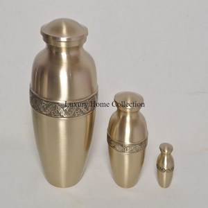 ขวดเก็บเถ้ากระดูกเคลือบด้วยผงสีขาวสีทองข้างในดีไซน์รูปดอกกุหลาบสลักลายดอกไม้ - Product Image 4