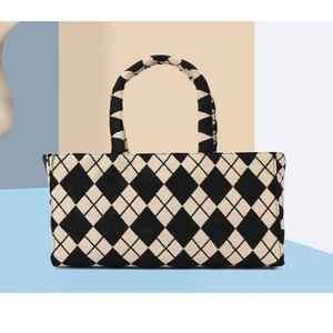 Tissu designer écologique style indien Marque de luxe Tissu brocart jacquard teint en fil pour sacs fourre-tout - Product Image 1