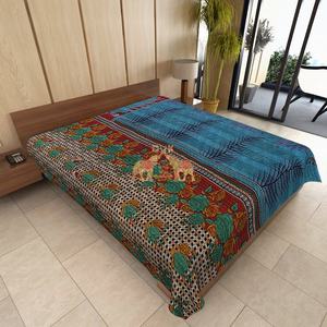 Edredones Kantha de algodón hechos a mano Vintage impreso colorido viejo Sari Kantha para uso en hoteles - Product Image 2