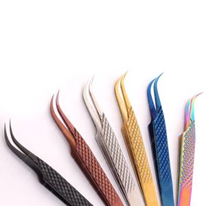 Pinzas de extensión de pestañas con aislamiento de Punta puntiaguda de agarre de diamante de acero inoxidable con logotipo y color personalizado - Product Image 4