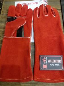 ถุงมือเชื่อมหนังพร้อมคุณสมบัติป้องกันไฟลุก ป้องกันแรงกระแทก และกันลื่น สำหรับใช้งานกลางแจ้ง รองรับการสัมผัสหน้าจอและตรวจจับเข็ม - Product Image 3