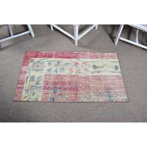 Vintage Turkish Rug 2.1x3.9 ft, <b>Red</b> Small Check <b>Wool</b> Rug - Product Image 3