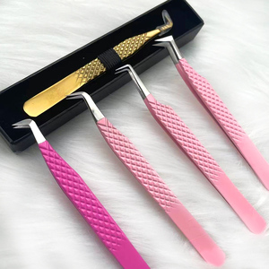 Pince à cils en acier inoxydable personnalisée en gros boîte en vrac isolation marque privée pince à cils pointe en fibre avec ensemble de breloques - Product Image 2