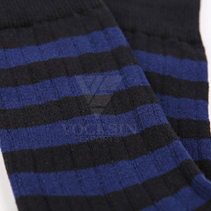 Chaussettes décontractées tendance avec des motifs colorés, parfaites pour la mode jeunesse, les tenues universitaires et le style de rue quotidien - Product Image 4