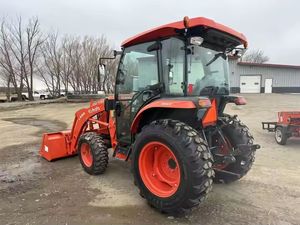 รถแทรกเตอร์ใช้ในฟาร์ม Kubota M9960อุปกรณ์การเกษตร - Product Image 5