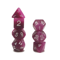 Ensemble de dés polyédriques en résine écologique moulés sur mesure avec logo personnalisé pour les jeux de D&D