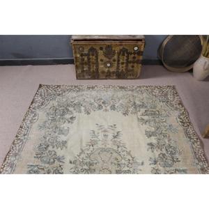 Turkish Vintage Rug, Large 5.6x9.3 ft (170x283 cm) Rug, <b>Brown</b> Floral <b>Wool</b> Rug - Product Image 4