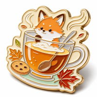Broche personnalisée en émail motif tasse de thé et feuille d'érable d'automne pour costume, blazer, cadeau