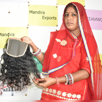 Extensions de cheveux indiens bruts non traités à cuticule alignée aucune perte 5*5 fermeture ondulée vendeur de cheveux humains naturels noirs