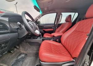 Toyota Hilux Revolution 2018 / Disponible para la Venta con Bajo Kilometraje, Motor de Gasolina, Auto Usado en Excelentes Condiciones y Sin Accidentes - Product Image 6