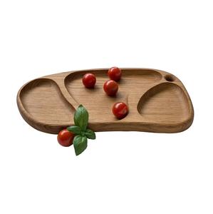 Bandeja de madera Premium para cocina y comedor, pieza hecha a mano de estilo rústico para servir y decorar - Product Image 1