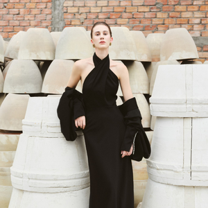 Calidad superior LINRI SILK SATIN LONG CAPE Mison Satin Ropa de mujer elegante Whiteant del fabricante de Vietnam - Product Image 1