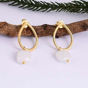 Boucle d'oreille en argent sterling 925 perle de pierre de lune pierre précieuse plaqué or boucle d'oreille à la mode romantique pour cadeau de mariage ou fête pour les femmes - Product Image 2