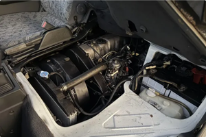 LISTO PARA CONDUCIR - USADO, VOLANTE A LA IZQUIERDA |   Volante a la derecha |   Volkswagen Tipo 2 Microbus de 1975, Conversión de 23 Ventanas - Product Image 6