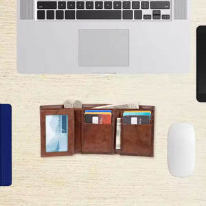 กระเป๋าสตางค์หนังสำหรับผู้ชายทำจากปากีสถาน - Product Image 6