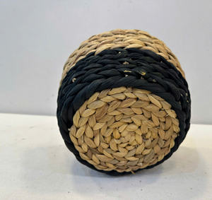 Luxury <b>Round</b> Water Hyacinth Eco-Friendly Multi-Purpose Storage <b>Basket</b> - Product Image 4