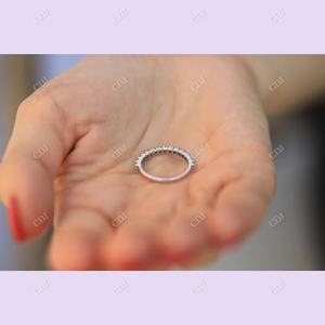 Nouveauté 2024 coupe classique 0.45CTW Moissanite alliance en or 18 carats prix de gros pour le vendeur bijoux en diamant certifiés GRA - Product Image 6