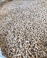 Palettes de bois biomasse en gros certifiées ISO, marque Kim Vuong, combustible de cuisson avec 1,5 % de cendres et 4900 J de calories, provenant d'une usine vietnamienne