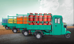 Bajaj verificado "Bajaj Maxima-c 236cc Triciclo de tres ruedas disponible para la venta Ventas Automotrices - Product Image 2