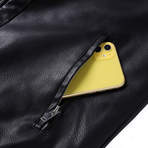 เสื้อแจ็คเก็ตหนัง PU สไตล์ไบค์เกอร์ทรงเข้ารูปสำหรับผู้ชาย ป้องกันลมในฤดูหนาว คอตั้ง ซับในขนแกะ ลายหนังจระเข้ - Product Image 4