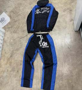 เสื้อผ้าผู้ชายไซส์ใหญ่ ระบายอากาศได้ดี น้ำหนักเบา กันลม แขนยาว มีฮู้ด ดีไซน์ชายเสื้อผ่า สำหรับฤดูหนาว สไตล์สตรีทแวร์ - Product Image 2