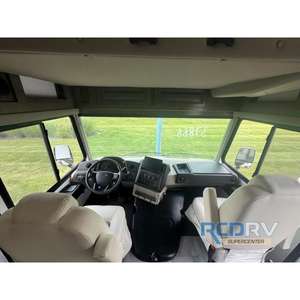 Autocaravana Forest River RV Georgetown Serie 5 31L5 2026, Nueva, para Camping, con Aire Acondicionado y Agua - Product Image 3