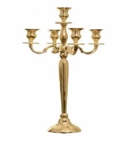 Nouvel arrivage de candélabres dorés de haute qualité pour la décoration d'éclairage de mariage et de Noël Bougeoirs et supports en métal - Product Image 6