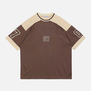 เสื้อฟุตบอลผ้าโพลีเอสเตอร์ตาข่ายแบบย้อนยุคเสื้อโบซี่ทรงโอเวอร์ไซส์ระบายอากาศผลิตจากโพลีเอสเตอร์คุณภาพสูง - Product Image 2