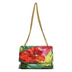 Bolso bandolera de hombro de lujo de moda única para mujer hecho en Italia con bufanda de seda vintage de firma exuberante flor roja