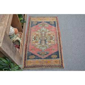 พรมไหมไม้ไผ่แฮนด์เมดสีดำ3.1ft วินเทจผ้าถักลายสี่เหลี่ยมสไตล์ตุรกีสำหรับวัยรุ่นยางด้านหลัง - Product Image 3