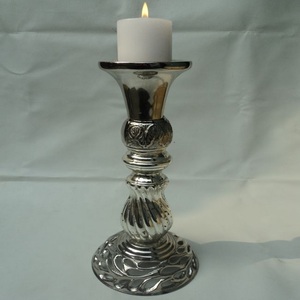 Soporte de vela de Metal de color único de lujo Nuevo diseño Elegante soporte de vela al por mayor para la venta Soporte de exhibición de cera en el precio más bajo - Product Image 3