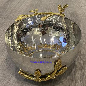 Base chapada en oro Diseño de forma de hoja Cuenco decorativo redondo Acero inoxidable Latón Metal Cuenco de alta calidad - Product Image 2