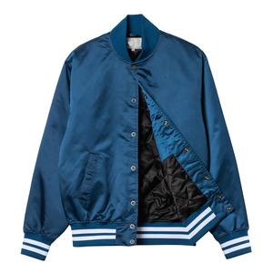 College Spirit Satin Varsity Jacket OEM Bomber Estilo de béisbol con parche bordado Diseño personalizado Varsity Jacket - Product Image 1