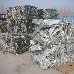 Déchets d'aluminium 6063 de haute qualité et feuilles d'extrusion d'aluminium à 99% Origine France 120 kg en vente - Product Image 2
