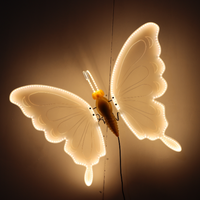 Décoration de jardin extérieure avec papillons LED colorés de 40 cm, insectes dynamiques simulés, lumières LED pour papillons, décorations de mariage