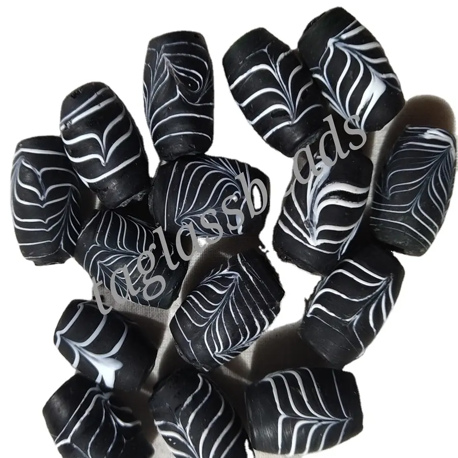 Mate hitam putih strip manik-manik kaca india dibuat khusus manik-manik hitam dengan putih garis manik-manik kaca dalam bentuk dan ukuran